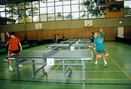 02bzm2001